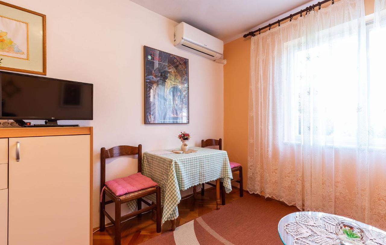Apartamento Irena Poreč Exterior foto