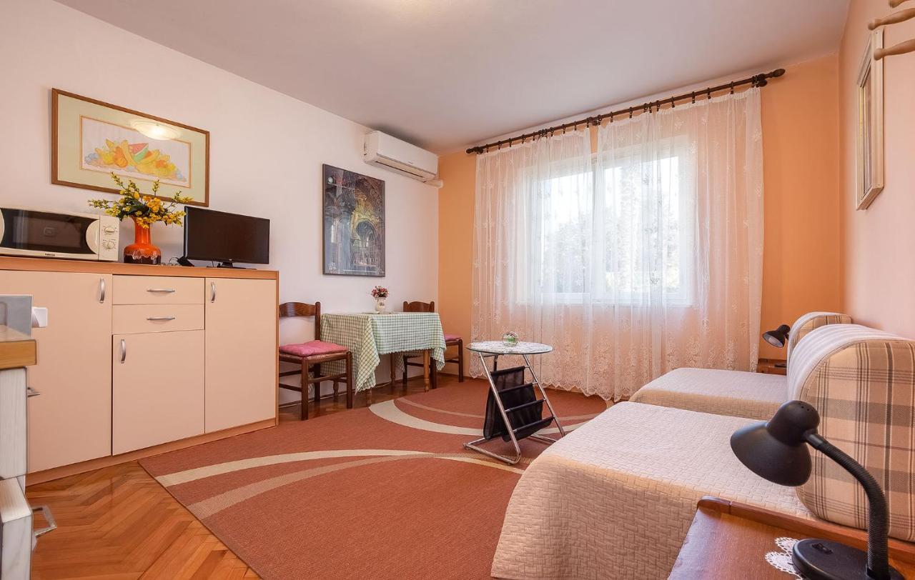 Apartamento Irena Poreč Exterior foto